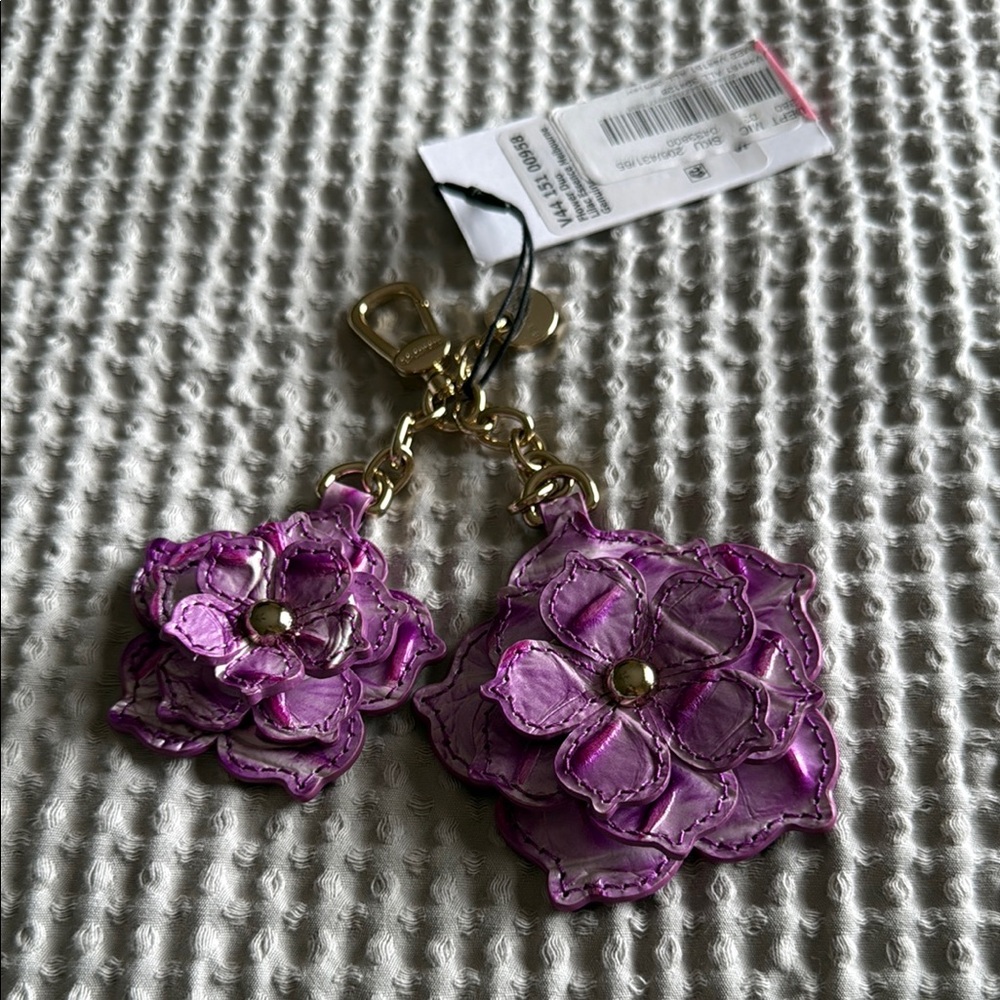 Brahmin Lilac Essence Melbourne Floral Keychain Charm